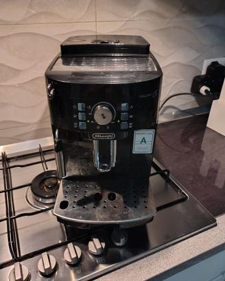 Macchina caffè De longhi Magnifica S