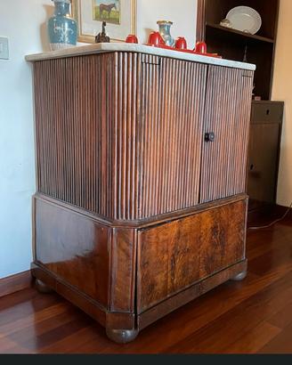 Mobile bar /antica piccola credenza