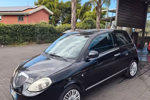 Lancia Ypsilon 1.2 69 CV 5 porte S&S Platinum