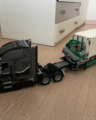 Lego tecnic camion mack