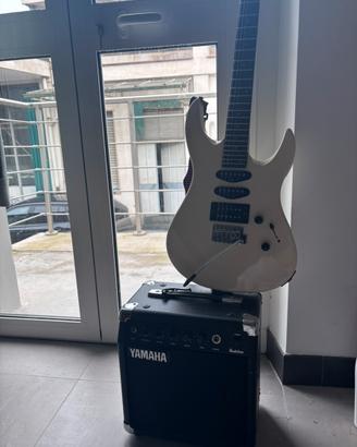 Chitarra elettrica Yamaha rgx112 + amplificatore