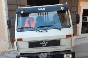 Autocarro MAN  Macchina Operatrice ribaltabile