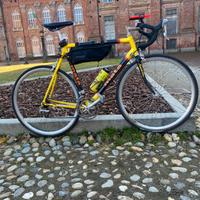 Bicicletta da corsa Mata 56 forcelle carbon