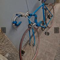 Bicicletta da corsa d'epoca ambrosio/campagnolo