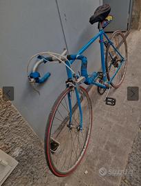 Bicicletta da corsa d'epoca ambrosio/campagnolo