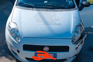 Intera per pezzi di ricambio 