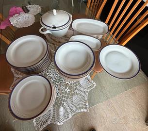 Servizio di piatti, porcellana polacca. Vintage