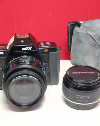 Olympus om 707 con 35/70 e 28 mm