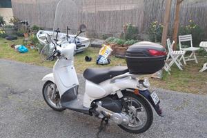 Scarabeo 50 4 tempi