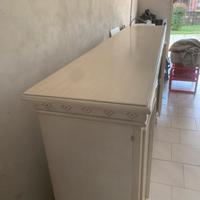 Credenza laccata