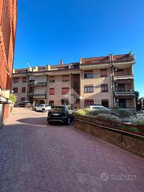 3 LOCALI A ALBANO LAZIALE