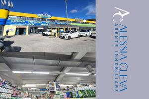 Immobile di 6000 m² con 3 locali a Cittaducale