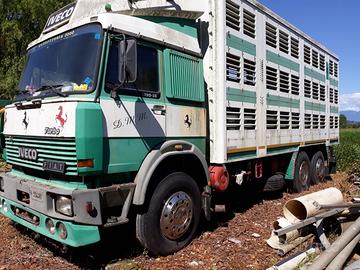 camion 190 38 per bestiame