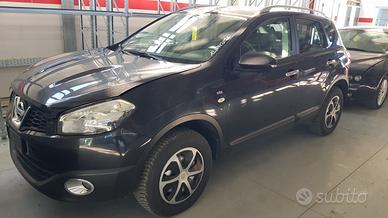 Nissan Qashqai 1.5cc TDI diesel anno 2010 ricambi