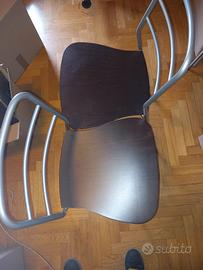 n.2. sedie robuste di legno e metallo