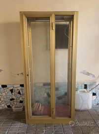 Vetrina generica, espositore, in vetro e alluminio