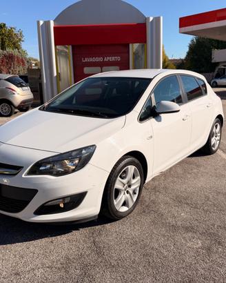 Opel Astra 1.6 CDTI euro6 Neopatentati €2850