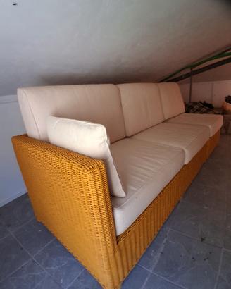 divano letto + poltrona + puff in vimini