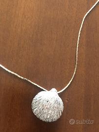 Collana girocollo 40 cm con ciondolo conchiglia