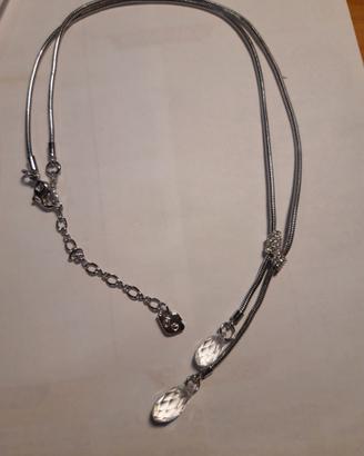 Catenina con ciondoli pietre sintetiche