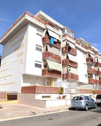 3 LOCALI A MARGHERITA DI SAVOIA