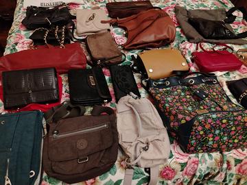 20 borse da donna e 4 portafogli in pelle