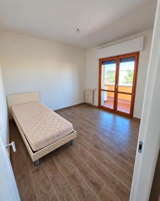 Letto completo di materasso + doghe
