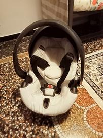Seggiolino Auto Ovetto Babyzen Izi Go con base