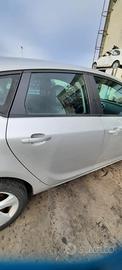 OPEL ASTRA 2013 - PORTA POSTERIORE DESTRO