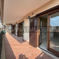 Appartamento 4 vani-2 acc-box+posto auto+cantinola