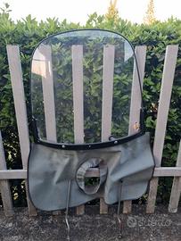 Parabrezza per vespa