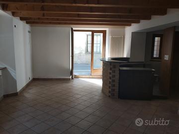 Ristorante tipico, immobile di inizio 800