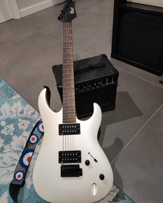 chitarra elettrica e amplificatore 