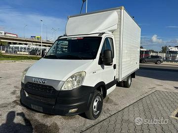 Iveco daily 35c13 cassone in lega 012