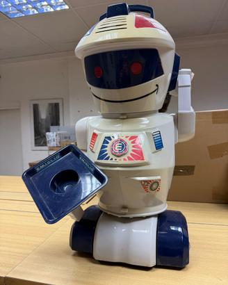 Robot emiglio
