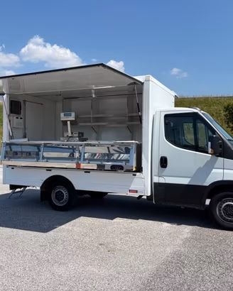 IVECO Daily 35S12 2.3 HPT PM Cabinato