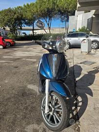 PIAGGIO BEVERLY 300IE TOURER