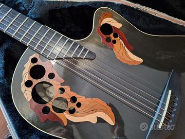 chitarra ovation Adamas