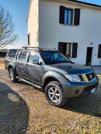 Nissan Navara 2.5 dci d.cab PLATINUM