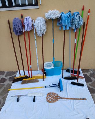 Lotto  attrezzi  pulizia casa sterilizzato.