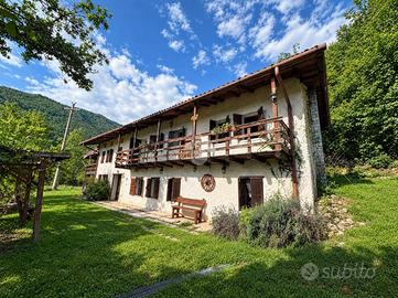 RUSTICO A SEGUSINO