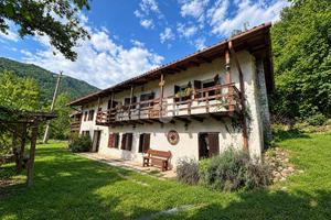 RUSTICO A SEGUSINO