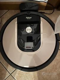 I ROOMBA ROBOT ASPERATORE