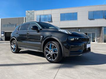 Lynk&co 01 PHEV