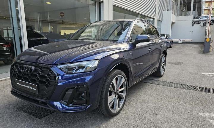 Audi Audi Q5 Identity Black 40 TDI quattro 150(20