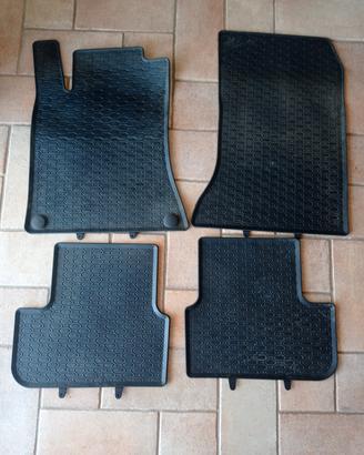 Tappetini Mercedes classe b w246