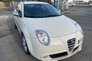 Autovettura Alfa Romeo MiTo 1.4 Turbo del 2010