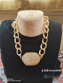 Collana con pietra naturale 