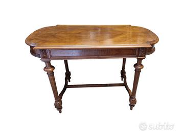 Antico tavolino francese