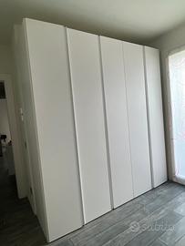 Armadio bianco